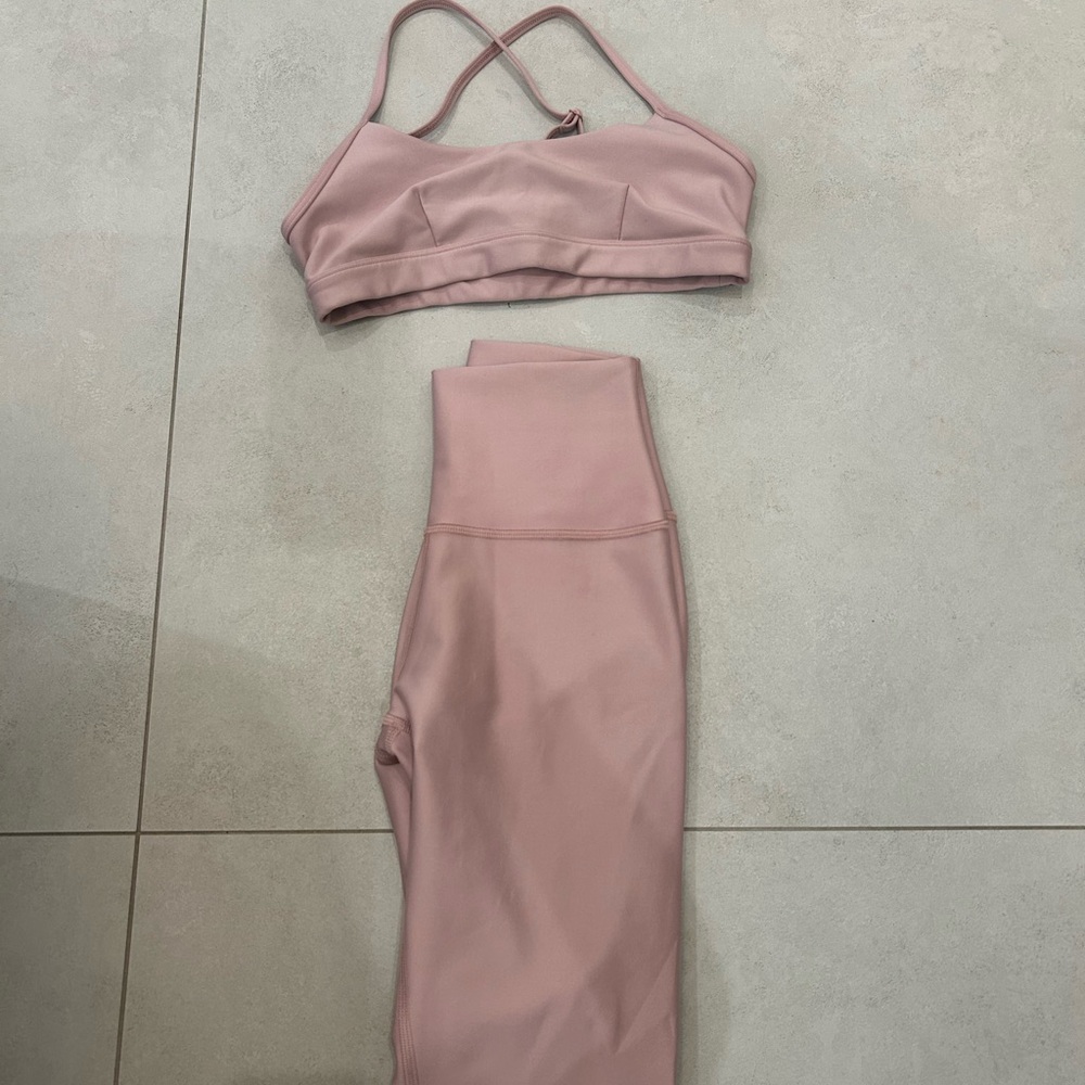 ALO Pink Sports Bra - Picture 4 of 4